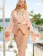 Legendaria Fusta conica nude eleganta din crepe