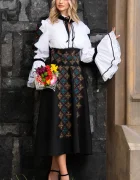 Legendaria Fusta Romaneasca cu broderie traditionala by Venezia