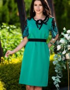 Legendaria Rochie de zi verde cu maneci brodate si accesoriu pretios