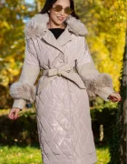 Patricia Geaca lunga crem eleganta Marianne cu guler si mansete din blana