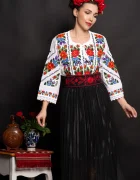 Traditional Brau dama Madalina cu broderie florala rosie