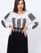 Traditional Ie a alba din bumbac cu broderie geometrica si simbolul crucii