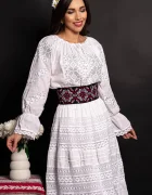 Traditional Ie a din bumbac Steluța cu simbolul fulgului de nea cusut cu fir argintiu