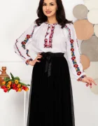 Traditional Ie dama a Monica cu broderie florala multicolora