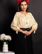 Traditional Ie dama bej din bumbac Romanita brodata cu fir aurit