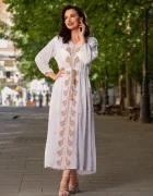 Traditional Rochie a eleganta alba lunga din vascoza Maria cu broderie bej