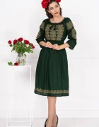 Traditional Rochie a Eugenia cu broderie bej labirint