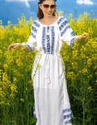 Traditional Rochie alba a Marlena lunga din vascoza cu broderie albastra