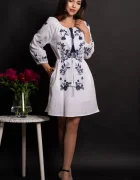 Traditional Rochie scurta a din in Briseida cu broderie florala