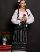 Traditional Set catrinta si brau cu broderie argintie si simbolul rombului