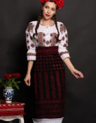 Traditional Set catrinta si brau cu broderie rosie si simbolul rombului
