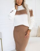 Numoco Tinuta din doua piese fusta maro si bluza alba cu guler inalt tricotata Dyerra