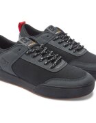 DC Shoes Pantofi sport barbati TRANSIT WINTERIZED ADYS700229-KKG