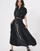 LES MIOS Compleu fusta asimetrica si bluza cu siret in talie negru cu dripping alb