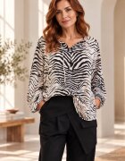 Shopika Bluza eleganta din matase si vascoza cu imprimeu animal print zebra alb si negru croi lejer si man
