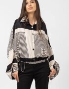 Shopika Camasa din satin oversize cu maneci bufante si imprimeu jocuri de linii alb cu negru