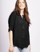 Shopika Camasa neagra din in cu nasture metalic decorativ