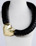 Shopika Colier statement negru cu element inima geometrizata aurie