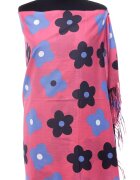 Shopika Esarfa casmir cu flori bleu si negre pe fond fucsia