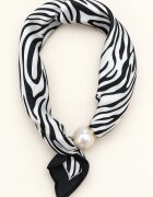 Shopika Esarfa colier satinata cu perla decorativa si inchidere magnetica imprimeu animal print - zebra alb