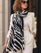 Shopika Esarfa tip sal fin imprimeu animal print cu negru si bej dubla fata