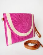 Shopika Geanta plic impletita crossbody cu bareta de umar si de mana fucsia cu bej