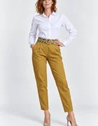 Shopika Pantaloni de toamna galben ocru cu pense croi relaxat curea asortata inclusa