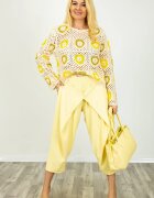 Shopika Pantaloni galbeni cu design urban petrecut cu nasture