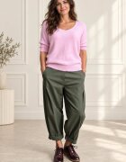 Shopika Pantaloni kaki lejeri cu pense croi relaxat talie confortabila