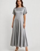 Shopika Rochie lunga din satin cu matase si vascoza croi amplu si design fluid argintie