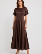 Shopika Rochie lunga din satin cu matase si vascoza croi amplu si design fluid maro