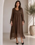 Shopika Rochie maro lunga din matase si vascoza cu platca din dantela pe fata si pe spate