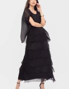 Shopika Rochie neagra din matase si vascoza cu volane franjurate suprapuse