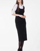 Shopika Rochie neagra lunga cambrata cu fermoar pe spate
