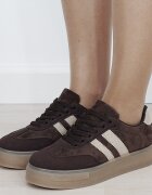 Ideal Shoes Sneakers maro cafeniu cu talpa groasa 9059 M2