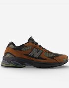 New Balance Pantofi 2010 Brown