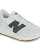 New Balance Pantofi 370