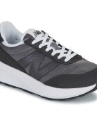 New Balance Pantofi 370
