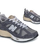 New Balance Pantofi 878