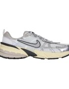 Nike Pantofi Chaussures de running V2K Run maille
