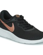 Nike Pantofi WMNS TANJUN