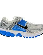 Nike Pantofi Zoom Vomero 5