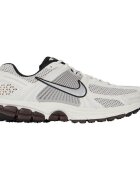 Nike Pantofi Zoom Vomero 5