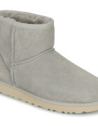 UGG Pantofi CLASSIC MINI II