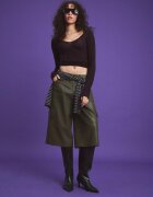 Stradivarius Bermude Cargo Imitație De Piele Kaki 42