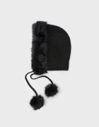 Stradivarius Căciulă Tip Cagulă Cu Imitație De Blană Negru Os