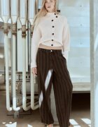 Stradivarius Cardigan Din Tricot Cu Guler Înalt Și Nasturi Vanilie S