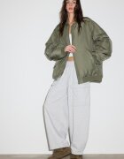 Stradivarius Geacă Oversize Kaki Xs
