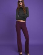 Stradivarius Pantaloni Bootcut Din Bengalină Mov 40
