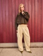 Stradivarius Pantaloni Cargo Cu Volum Și Detaliu În Talie Bej S
